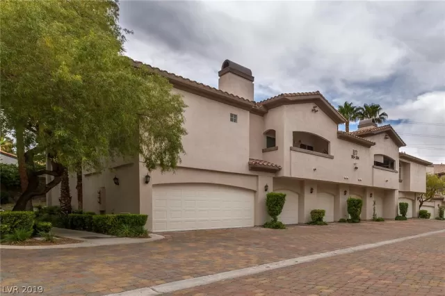 MLS: 2097144 Condo For Sale