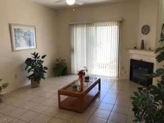 Photo #3: 2097156 Listing