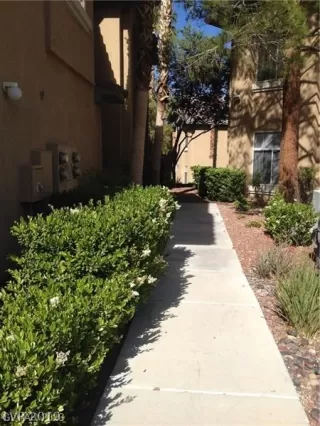 Photo #1: 2097189 Listing