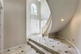 Photo #4: 2097190 Listing 