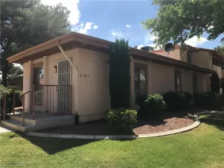 Photo #1: 2097207 Listing