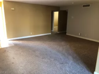 Photo #5: 2097213 Listing 