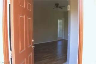 Photo #4: 2097214 Listing