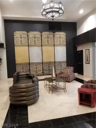 Photo #1: 2097222 Listing 