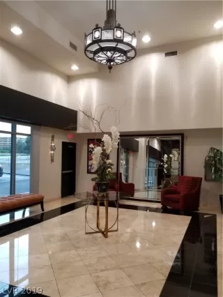 Photo #2: 2097222 Listing 