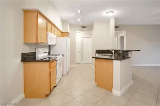 Photo #4: 2097239 Listing 