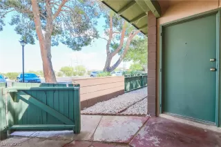 Photo #3: 2097240 Listing 