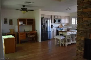 Photo #3: 2097262 Listing 