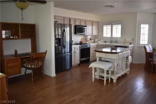 Photo #4: 2097262 Listing 