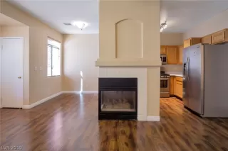 Photo #4: 2097264 Listing 