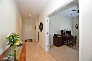 Photo #5: 2097272 Listing