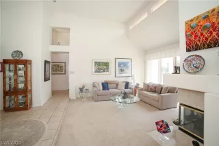 Photo #4: 2097278 Listing 