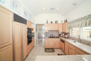 Photo #6: 2097278 Listing 