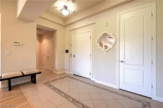 Photo #1: 2097295 Listing 