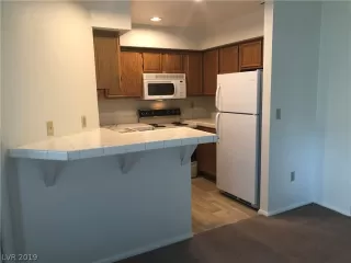 Photo #4: 2097488 Listing 