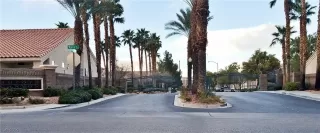 Photo #2: 2097587 Listing