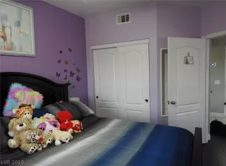 Photo #6: 2097604 Listing