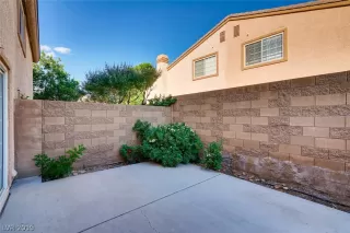 Photo #5: 2097624 Listing 