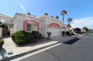 Photo #1: 2097789 Listing