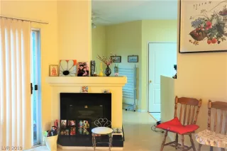 Photo #3: 2097836 Listing