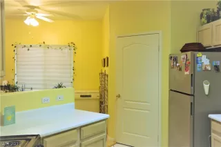 Photo #5: 2097836 Listing