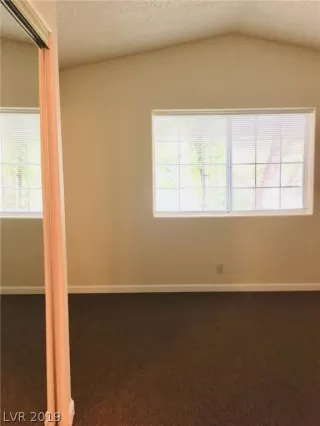 Photo #6: 2097939 Listing