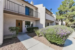 Photo #2: 2098050 Listing