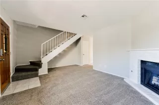 Photo #3: 2098050 Listing