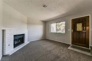 Photo #4: 2098050 Listing