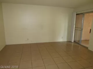 Photo #6: 2098130 Listing 