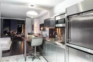 Photo #2: 2098152 Listing