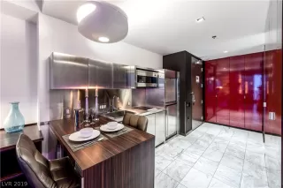 Photo #3: 2098152 Listing