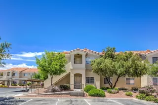 Photo #1: 2098176 Listing 