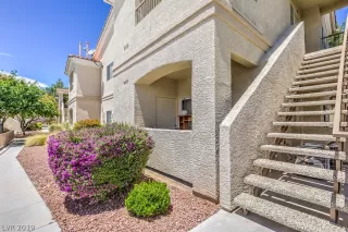 Photo #3: 2098176 Listing 