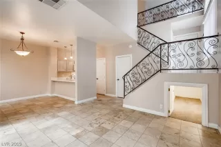 Photo #2: 2098220 Listing