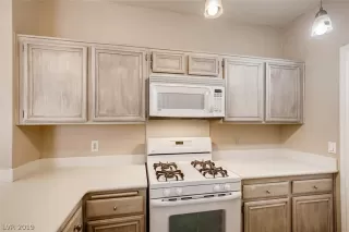 Photo #4: 2098220 Listing