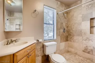 Photo #5: 2098220 Listing