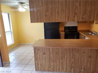 Photo #2: 2098314 Listing 