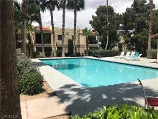 Photo #3: 2098354 Listing