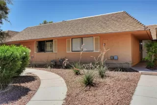 Photo #1: 2098385 Listing