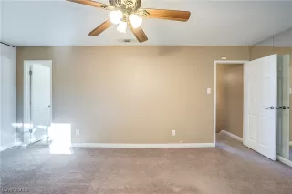 Photo #6: 2098437 Listing 