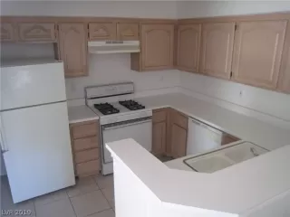 Photo #2: 2098472 Listing 