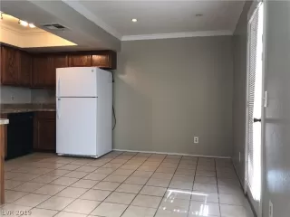 Photo #6: 2098496 Listing 