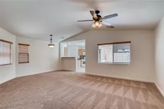 Photo #4: 2098555 Listing 