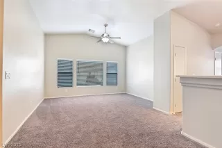 Photo #3: 2098556 Listing