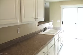 Photo #2: 2098861 Listing 