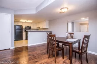 Photo #4: 2099236 Listing 