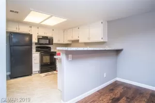 Photo #6: 2099236 Listing 