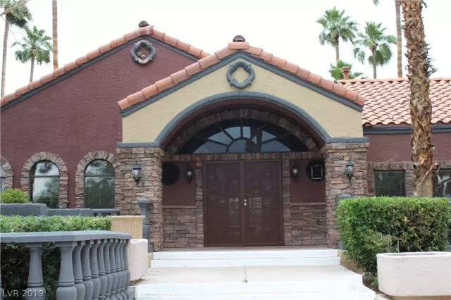 MLS: 2099277 Condo For Sale