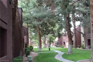 Photo #2: 2099277 Listing